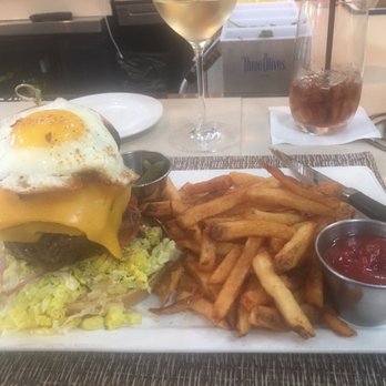 Restaurant Oro - Killer burger - New American Near Me - Scituate, Massachusetts