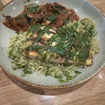 Pa Mas - The salad and salmon were extremely yummy!  I do recommend this place very much! You feel like you are in Mexico or Columbia. - Mexican Near Me - Omaha, Nebraska