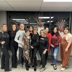 19 Salon & Spa
