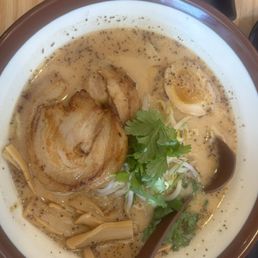 Tonkotsu Black-garlic