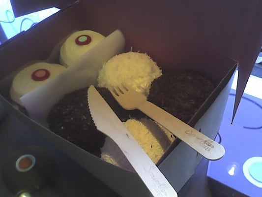 Sprinkles Beverly Hills by null