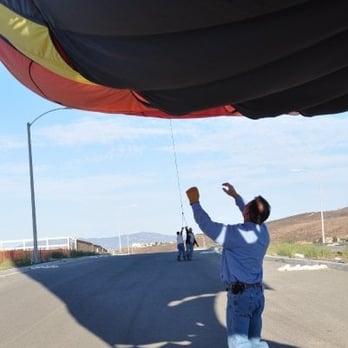 Sunrise Balloons - Dan helping out - Hot Air Balloons Near Me - Temecula, California Sunrise Balloons - Dan helping out - Hot Air Balloons Near Me - Temecula, California