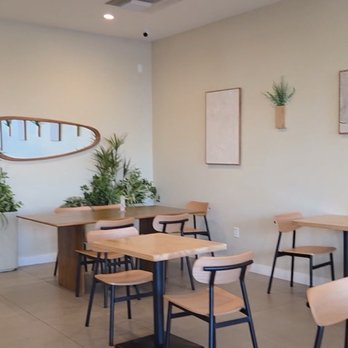 Da Vien Coffee - Interior view - Coffee & Tea Near Me - Gardena, California