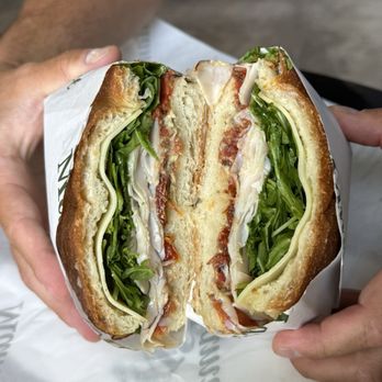 Mamie - Italian Near Me - West Hollywood, California