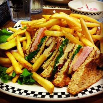 Black Bear Diner Davis - American Near Me - Davis, California