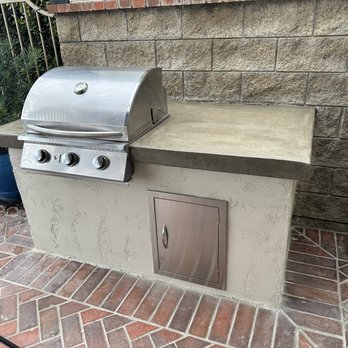 LMX Builders - BBQ island renew, concrete countertop, stainless steel, and improved electrical, gas. New stucco surrounding, to match. - General Contractors Near Me - Irvine, California