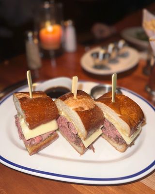 The Honor Bar by null