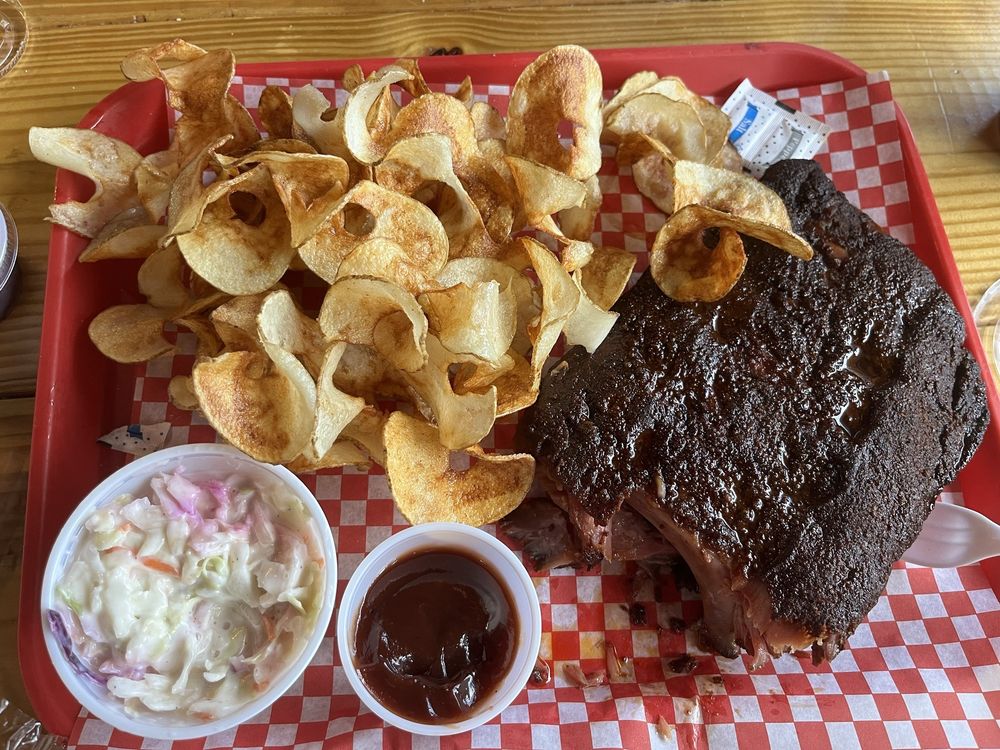 Smokey's Grille Logo