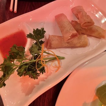 Ako - Spring roll - Sushi Bars Near Me - Brooklyn, New York
