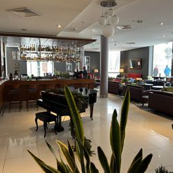 Radisson Blu Hotel - Bar area.