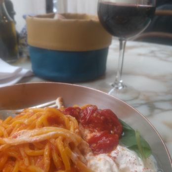 Pink Mamma - Burrata pasta main - Steakhouses Near Me - Paris, 75