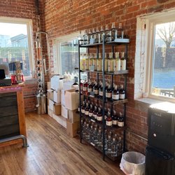 Brady's Distillery - Inside