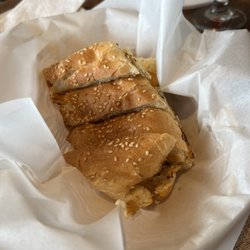 Loui's Kouzina - Garlic bread (not the normal style)