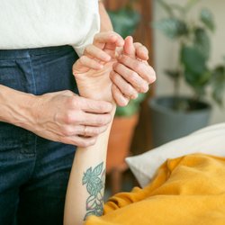 Portland Healing Space - Danielle Lombardi, owner and LAc, offers compassionate and holistic care.