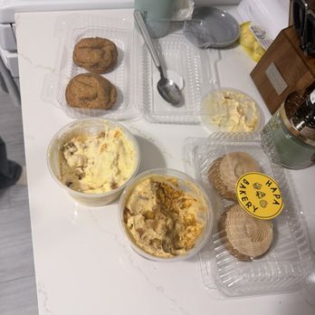 Hapa Cakes & Bakery - bananbread pudding 2 pumpkin cream cheese filled cookies and 2 churro cookies - Cupcakes Near Me - Fullerton, California Hapa Cakes & Bakery - bananbread pudding 2 pumpkin cream cheese filled cookies and 2 churro cookies - Cupcakes Near Me - Fullerton, California