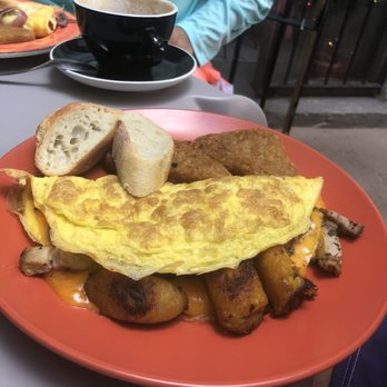 Kaffe Haus - Sweet plantain breakfast omelette - Breakfast & Brunch Near Me - San Juan, Puerto Rico Kaffe Haus - Sweet plantain breakfast omelette - Breakfast & Brunch Near Me - San Juan, Puerto Rico