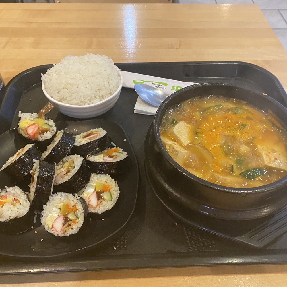 Doenjang Jjigae with Kimbap