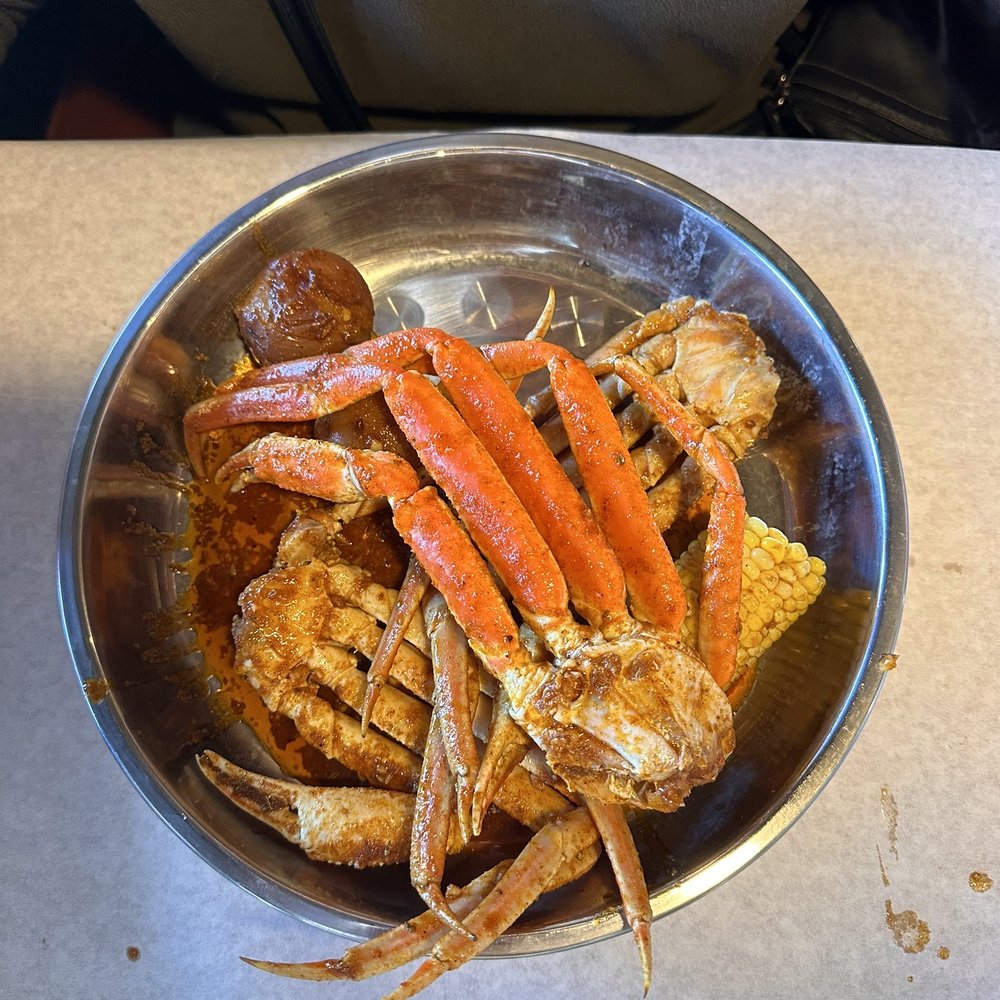 King Crab - llb M3. Snow Crab Legs - Seafood Near Me - Orlando, Florida King Crab - llb M3. Snow Crab Legs - Seafood Near Me - Orlando, Florida