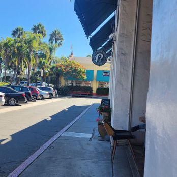 Santa Barbara Roasting Company - Coffee Roasteries Near Me - Santa Barbara, California