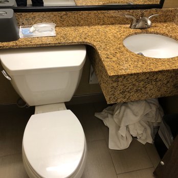 Holiday Inn Dublin-Pleasanton - The tiny bathroom - Hotels & Travel Near Me - Dublin, California Holiday Inn Dublin-Pleasanton - The tiny bathroom - Hotels & Travel Near Me - Dublin, California