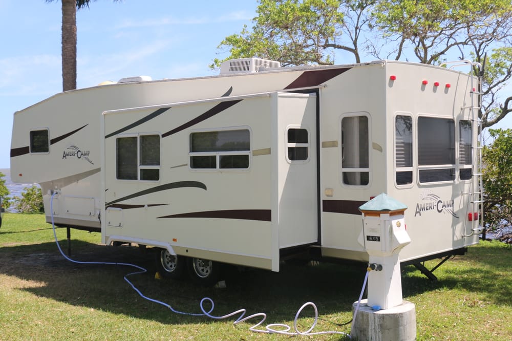 CAMPS OF HONOR RV Kars Park, Merritt Island, Florida RV Rental