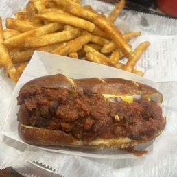 (V) CONEY BENNET HOTDOG (VEGAN) (V) CONEY BENNET HOTDOG (VEGAN)