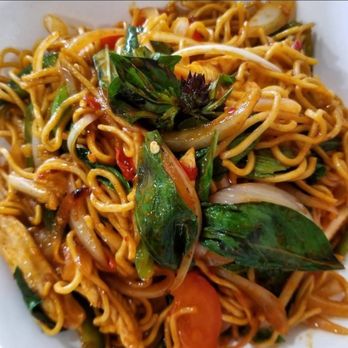 Trendy Thai - Kee mao chow mein (veggie) OMG *** deliciously spicy - Thai Near Me - Irwindale, California Trendy Thai - Kee mao chow mein (veggie) OMG *** deliciously spicy - Thai Near Me - Irwindale, California