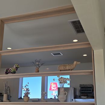 Nice Dream - Dogs - Ice Cream & Frozen Yogurt Near Me - Yucca Valley, California