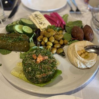 Cafe Santorini - Italian Near Me - Pasadena, California