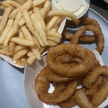Habit Burger & Grill - Fries and Onion Rings & Fries - Burgers Near Me - Fullerton, California