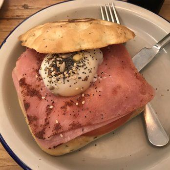 Madrid Delicia - Brunch sandwich - Bakeries Near Me - Madrid, M