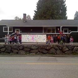 AWDMS cheering on the people in the Susan G Komen 3 day walk.