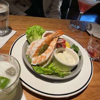 Hillstone Restaurant - Shrimp cocktail - New American Near Me - Winter Park, Florida