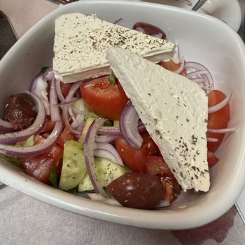 Stamatis Restaurant - Greek Near Me - Astoria, New York