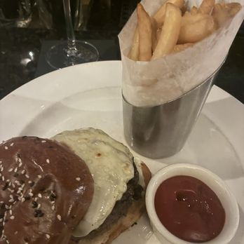 The Capital Grille - tight wagyu burger. that cows death mattered - Steakhouses Near Me - Stamford, Connecticut