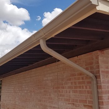 Angel's Final Touch - the roof of a brick building - General Contractors Near Me - Tucson, Arizona