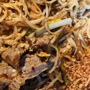 Soul Thai Kitchen & Bar - Pad Thai....a little dry for me. - Thai Near Me - Arlington, Virginia