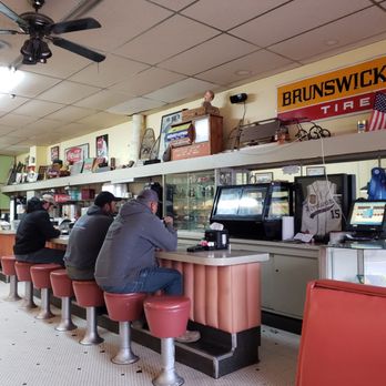 Polly Anna Cafe - Interior view - Cafes Near Me - Woodward, Oklahoma