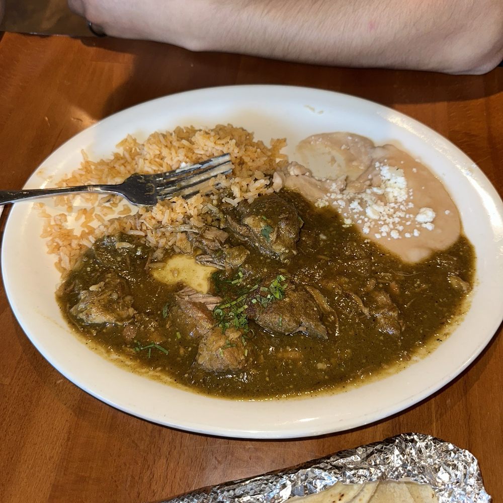 Sabroso! Mexican Kitchen - Chile verde with beans, rice and handmade tortillas - Mexican Near Me - Garden Grove, California Sabroso! Mexican Kitchen - Chile verde with beans, rice and handmade tortillas - Mexican Near Me - Garden Grove, California