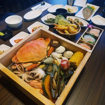 Jumunjin - Small steamed seafood platter - Seafood Near Me - Buena Park, California Jumunjin - Small steamed seafood platter - Seafood Near Me - Buena Park, California