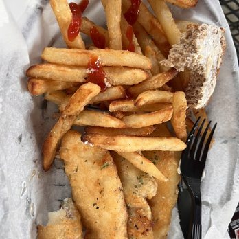 Slainte Public House - Fish and chips - Irish Pub Near Me - Georgetown, Kentucky