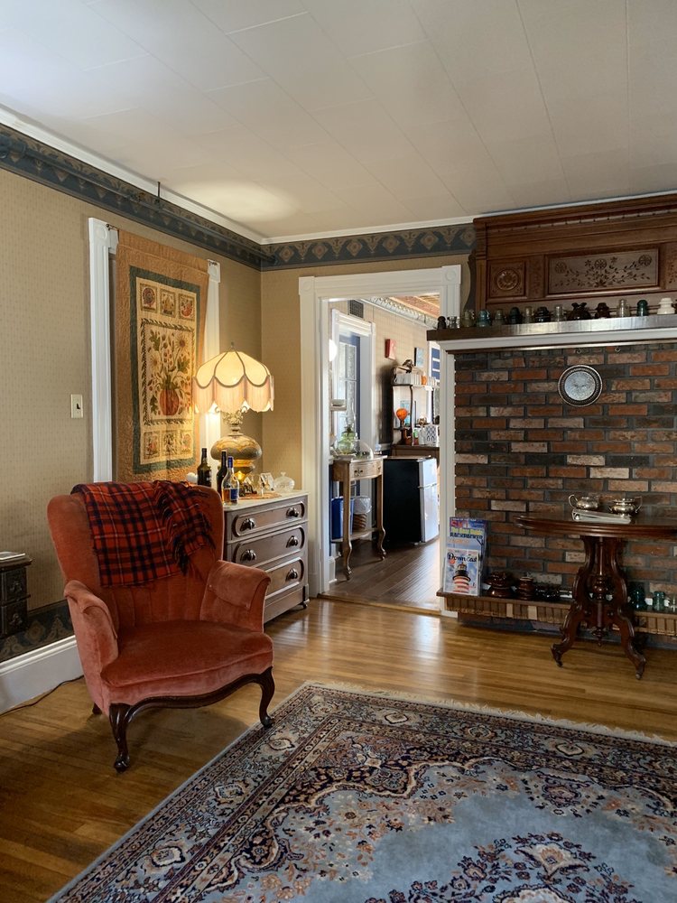 HOLIDAE HOUSE BED & BREAKFAST Updated May 2024 64 Photos & 30