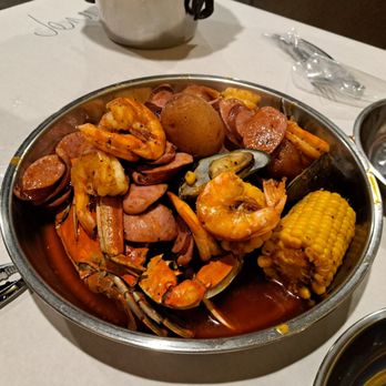 Waves Crab House - Combo C - Seafood Near Me - Wimauma, Florida