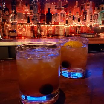 Verdugo Bar - Old fashioned - Lounges Near Me - Los Angeles, California Verdugo Bar - Old fashioned - Lounges Near Me - Los Angeles, California