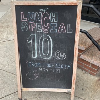 Thai Tree NYC - Thai Near Me - Long Island City, New York Thai Tree NYC - Thai Near Me - Long Island City, New York