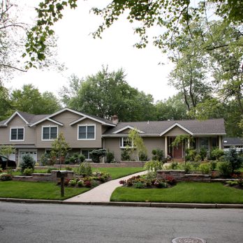 D & G Landscaping - the front of the house - Landscaping Near Me - Ridgefield, New Jersey D & G Landscaping - the front of the house - Landscaping Near Me - Ridgefield, New Jersey
