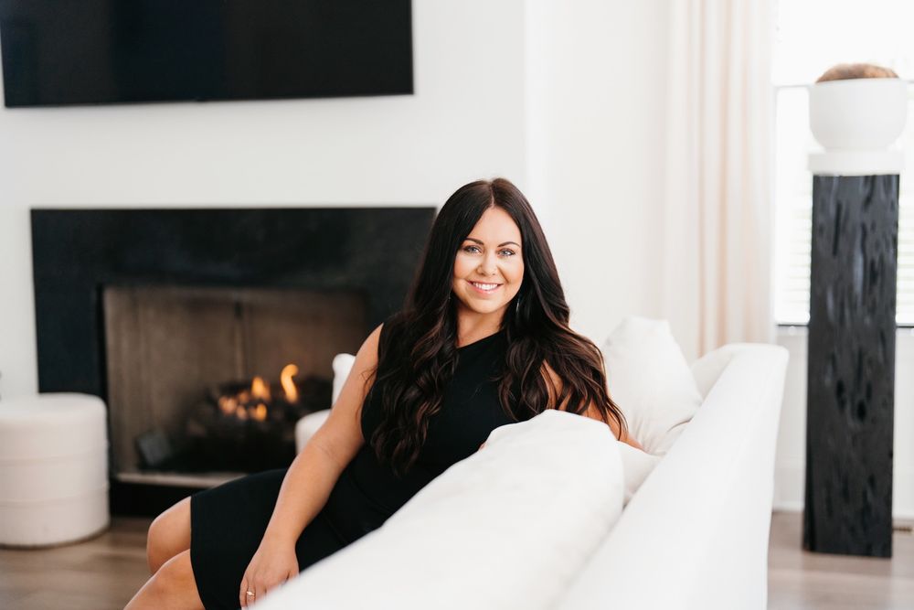 THE WEATHERS TEAM RE/MAX PROPERTIES Updated June 2024 Contact