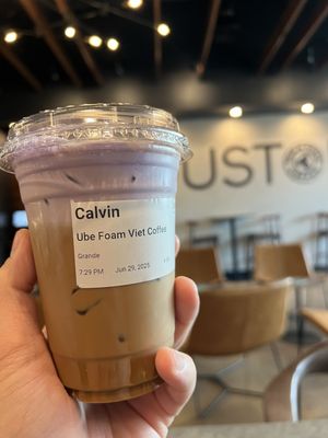 Tom N Toms Coffee by null