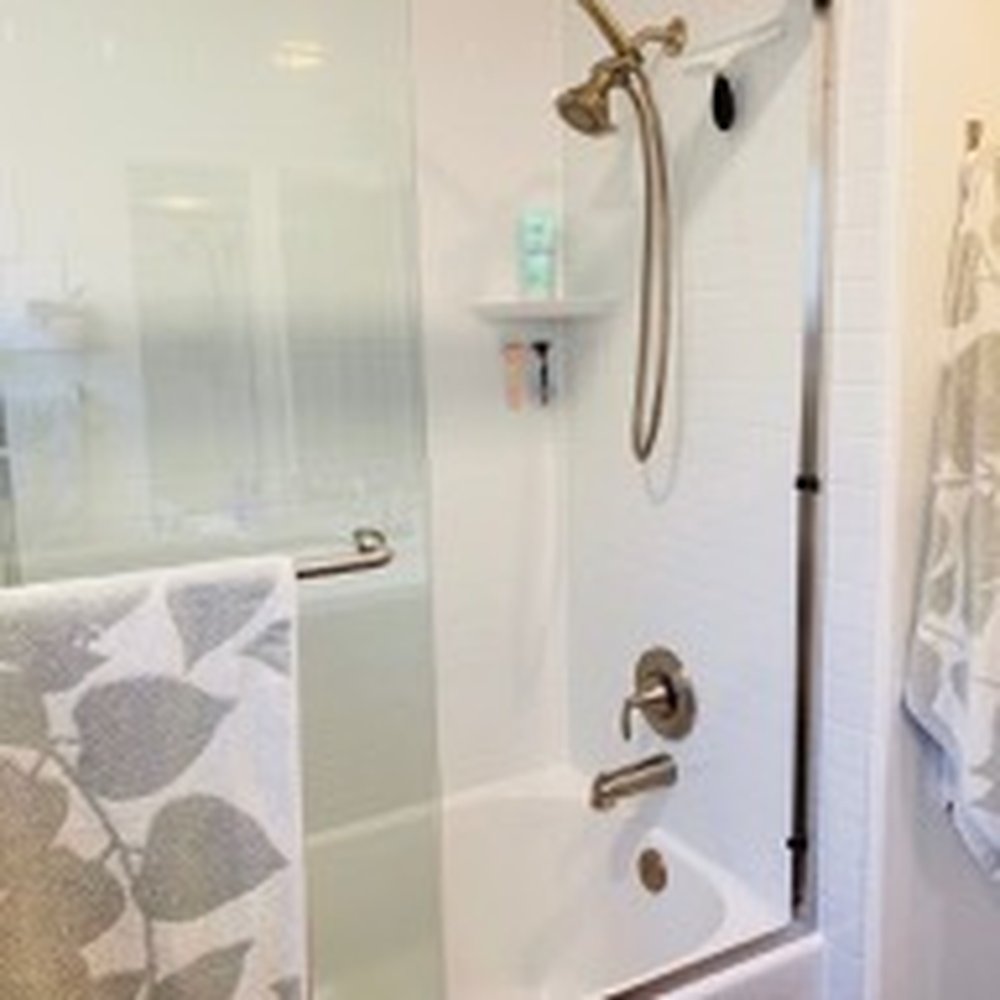 CALbath Renovations - Shower/tub #1 with acrylic "subway tile" and 75 in. shower door height. The tall person who resides here appreciates that. - General Contractors Near Me - Newport Beach, California CALbath Renovations - Shower/tub #1 with acrylic "subway tile" and 75 in. shower door height. The tall person who resides here appreciates that. - General Contractors Near Me - Newport Beach, California