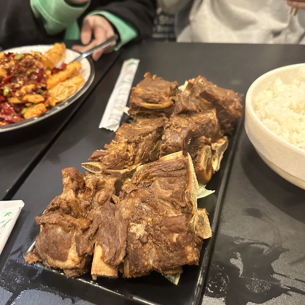 Cate Zone Chinese Cafe - Beef Braised Pork Neck Bones - Chinese Near Me - University City, Missouri